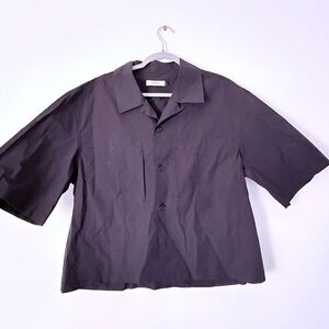 Amomento Crisp Black Poplin Button Down Ahort Sleeve Shirt